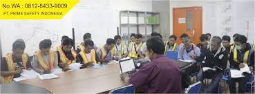 Pasti Running Wa 62 812 8433 9009 K3 Keselamatan Dan Kesehatan Kerja Latihan Afrika Kimia