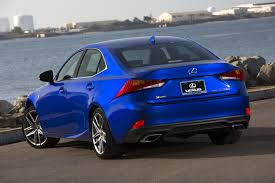 Vous trouverez ici les informations sur la consommation, les performances, les dimensions et bien plus encore. 2018 Lexus Is 350 Refined But Is It Fun Review The Fast Lane Car