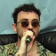 📣𝐂𝐚𝐫𝐥 𝐁𝐫𝐚𝐯𝐞 𝐝𝐨𝐦𝐚𝐧𝐢 𝐚 𝐂𝐚𝐭𝐚𝐧𝐳𝐚𝐫𝐨: 𝐚𝐥𝐥𝐞  𝟐𝟎.𝟎𝟎 𝐚 𝐓𝐞𝐫𝐫𝐚𝐳𝐳𝐚 𝐒𝐚𝐥𝐢𝐜𝐞𝐭𝐢! 🎤Finalmente è ufficiale:  giovedì 26 giugno 2025, ore 20.00, Carl Brave si esibirà a Terrazza  Saliceti (lungomare)! Un live gratuito ...