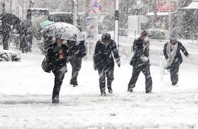Ce ne așteaptă de acum înainte? Avem Prognoza Meteo Pentru UrmÄtoarele Luni Ne AsteaptÄ O IarnÄ GeroasÄ Anuntul Alarmant Al Autoritatilor Dailynews Ro