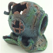 These 5 best fish tanks are perfect for housing your betta. Aquarium Ornaments Decorations Divers Helmet