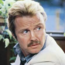 17 Photos of Jon Voight When He was Young