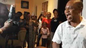 Богдан титомир как мне быть. Tope Alabi Throws Surprise Birthday Party For Her Husband Photos Information Nigeria