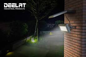Maybe you would like to learn more about one of these? Deelat Industrial Products Solar Powered Outdoor Street Light 2 Inhabitat Green Design Innovation Architecture Green Building