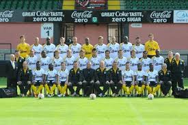 De rode duivels plaatsten zich al zeker voor de tweede ronde op dit ek. Teamfiche Sporting Lokeren 2011 2012 Gazet Van Antwerpen Mobile