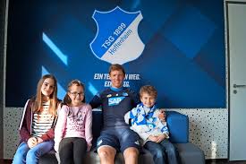 Julian nagelsmann ist in der bundesliga als einer der ehrgeizigsten trainer bekannt. Julian Nagelsmann Mit Messi Waren Wir Tabellenfuhrer Interview Stuttgarter Kinderzeitung