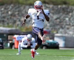 Bucs antonio brown was thrown out of practice following a one on one drill with titans cb chris jackson. Antonio Brown Will Be Eligible To Play For Patriots On Sunday Los Angeles Times