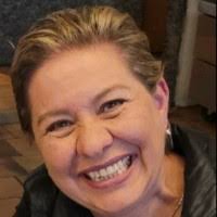 20+ perfiles de «Adelaida Escobar»