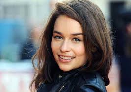 Last edited by clean up bot. Emilia Clarke Actuara En La Pelicula The Garden Of The Last Days