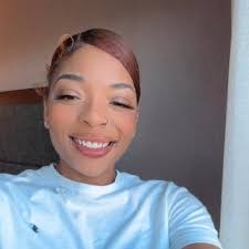 Erin Estabrooks (@EstabrooksErin)