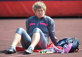 Anita włodarczyk (née le 8 août 1985 à rawicz) est une athlète polonaise spécialiste du lancer du le 6 juin 2010, lors de la réunion de bydgoszcz, anita włodarczyk bat son propre record du monde. Anita Wlodarczyk Klepala Straszna Biede Meczylam Sie Pomponik Pl
