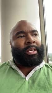 Terrence Calvert's Instagram, Twitter & Facebook