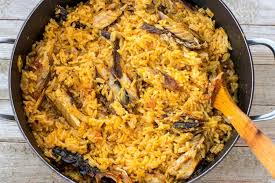 Add in 3 cloves finely chopped garlic and saute for 1 minute more. Njanga Rice Jollof Rice With Palm Oil Video