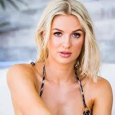 Isabelle Allison's Instagram, Twitter & Facebook