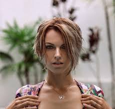 OnlyFans Model in lingerie - FameRegistry.com