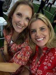 Sara Rupp's Instagram, Twitter & Facebook