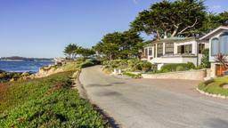 Wayside inn's 22 guestrooms and suites offer a contemporary cottage décor and are equipped with feather beds, flat screen tvs and luxury italian linens. Inns In Carmel By The Sea From 5 403 Night Search On Kayak