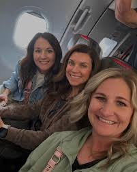 Lynzie M. Blanchard (@lynzieblanchard) • Instagram photos and videos