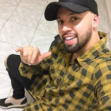 👤 Te enviou 3 mensagens Oiili,meu bem. Vai me responder não? Te dou tanta  bola e você nem me da um coração ❤️ Casada?