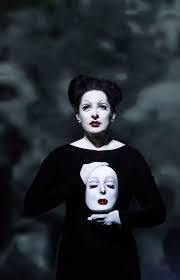 The Life And Death Of Marina Abramovic Watch Online Sevendaysofshade Performance Art Marina Abramovic Performance Artist