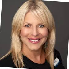 I am honored to have been chosen as Employee of the Year for Meritage Homes  Nashville! I am blessed to work for a company that cares so much about  their employees and