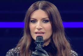 Io sì (seen) is a song written by diane warren, laura pausini and niccolò agliardi, and recorded by pausini for the soundtrack of the 2020 film the life ahead. Oscar Candidata Laura Pausini Con Io Si Sardegna Reporter