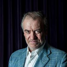 Topdirigent Gergjev moet kiezen tussen Poetin en het Westen