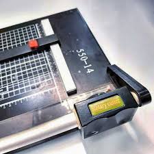 All paper crafting enthusiasts know that this with more than 37 brands and 212 paper cutters and trimmer products in stock, staples can help you find the best brand of paper cutters. What Is The Best Paper Cutter For Scrapbooking