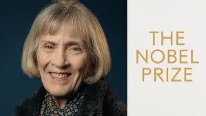 Jennifer Vela's Instagram, Twitter & Facebook