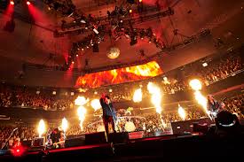 Luna Sea 5つの星が創造する宇宙 30周年武道館2日目 歌詞検索サイト Utaten ふりがな付