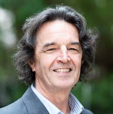 Private tutor for phonics and storytelling in Olympian City