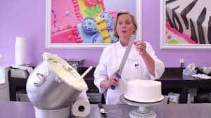 How to make a princess doll birthday cake. Decorating Techniques For Buttercream Icing On Cakes Cake Decorating Youtube
