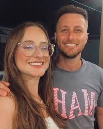 Julian Costa's Instagram, Twitter & Facebook