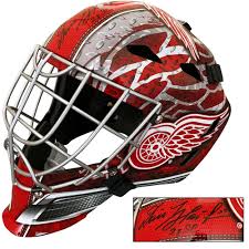His helmet had no mask. Dominik Hasek Autographed Detroit Red Wings Goalie Mask W 2x Sc Inscription Nhl Auctions
