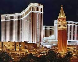 Vegas S Venetian Palazzo Venetian Las Vegas Venetian Hotel Las Vegas Las Vegas Luxury Hotels