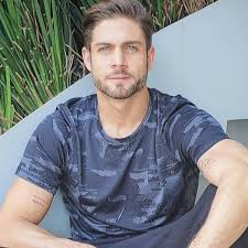 His birthday, what he did before fame, his family life, fun trivia facts, popularity rankings, and more. Horacio Pancheri Comparte Fotografia Junto A Marimar Vega