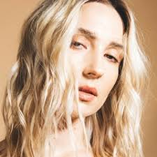 Listen to Hypercolour by Ali Barter in xmas playlist online for free