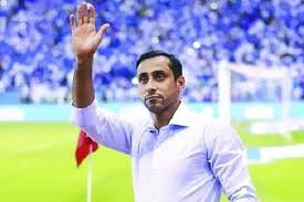 سامي الجابر وحده يصنع الفارق اينما ذهب كلنا معك يا سامي. أما @almalkys فغرد قائلا: Ø§Ù„Ø´Ø¨Ø§Ø¨ ÙŠÙ‚ÙŠÙ„ Ø§Ù„Ù…Ø¯Ø±Ø¨ Ø³Ø§Ù…ÙŠ Ø§Ù„Ø¬Ø§Ø¨Ø±