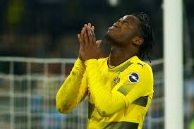 Jun 05, 2021 · indeed, batshuayi had been away on temporary stints at borussia dortmund, sevilla and crystal palace in the past, although he did stay put at stamford bridge during the 2019/20 owing to the. Chelsea Loanee Michy Batshuayi Confirms He Was Racially Abused By Atalanta Fans During Borussia Dortmund Clash Mirror Online