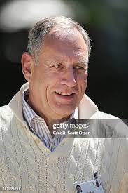 Allen Cosgrove's Instagram, Twitter & Facebook