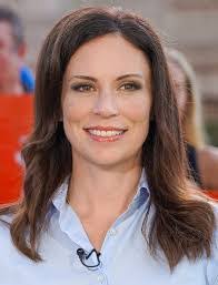 Charlie Dixon's Instagram, Twitter & Facebook