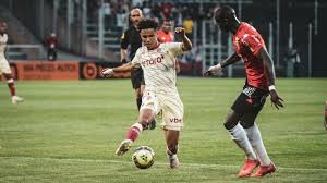 On 1 february 2018, he signed his first professional contract with lorient. Sb0vxwlipfv6sm