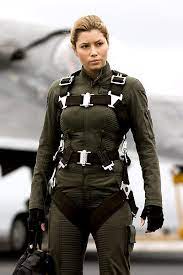 The film follows three top fighter pilots as they join a project to develop an automated robotic stealth aircraft. Bild Zu Jessica Biel Stealth Unter Dem Radar Bild Jessica Biel Filmstarts De