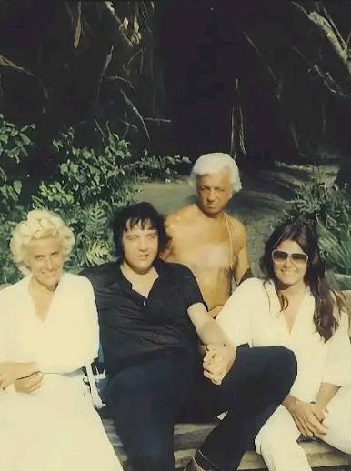 In March 1977, Elvis Presley found his way back to Hawaii, a place that had  always offered him a sense of refuge. Far from stages and schedules, he  allowed himself a rare