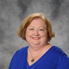 Interview with Rev. Lynn Smilie Nesbitt — Women in the Bible