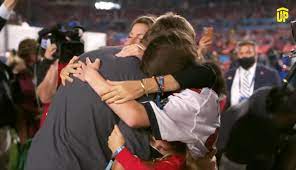 A super bowl victory celebration is always the very best time to see tom brady, wife gisele bundchen and their children all together, smiling and full of joy after a long nfl season for the. Video Tom Brady Shares Huge Hug With His Family After Super Bowl Win
