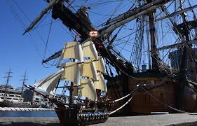 نتیجه جستجوی لغت [flagship] در گوگل