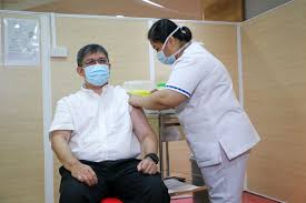 Lee in his facebook said he got it together with the republic's ministry of health (moh) director of medical services associate professor kenneth. Pjfwobkco8txfm