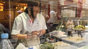 L Art Du Ravioli Restos Dans Le Grand Paris Telerama Sortir Grand Paris En 2020 Ravioli Restaurant Chinois Grand Paris