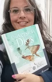 💬 Comentando mi lectura de Una versión de Dios. , ., 📝🖌Autoras: Liliana  Bodoc (texto) y Ana Luisa Stok (ilustraciones)., ., Editorial: Guadal., .,  Se publicó en 2021. Esta edición es de 2023 y forma ...